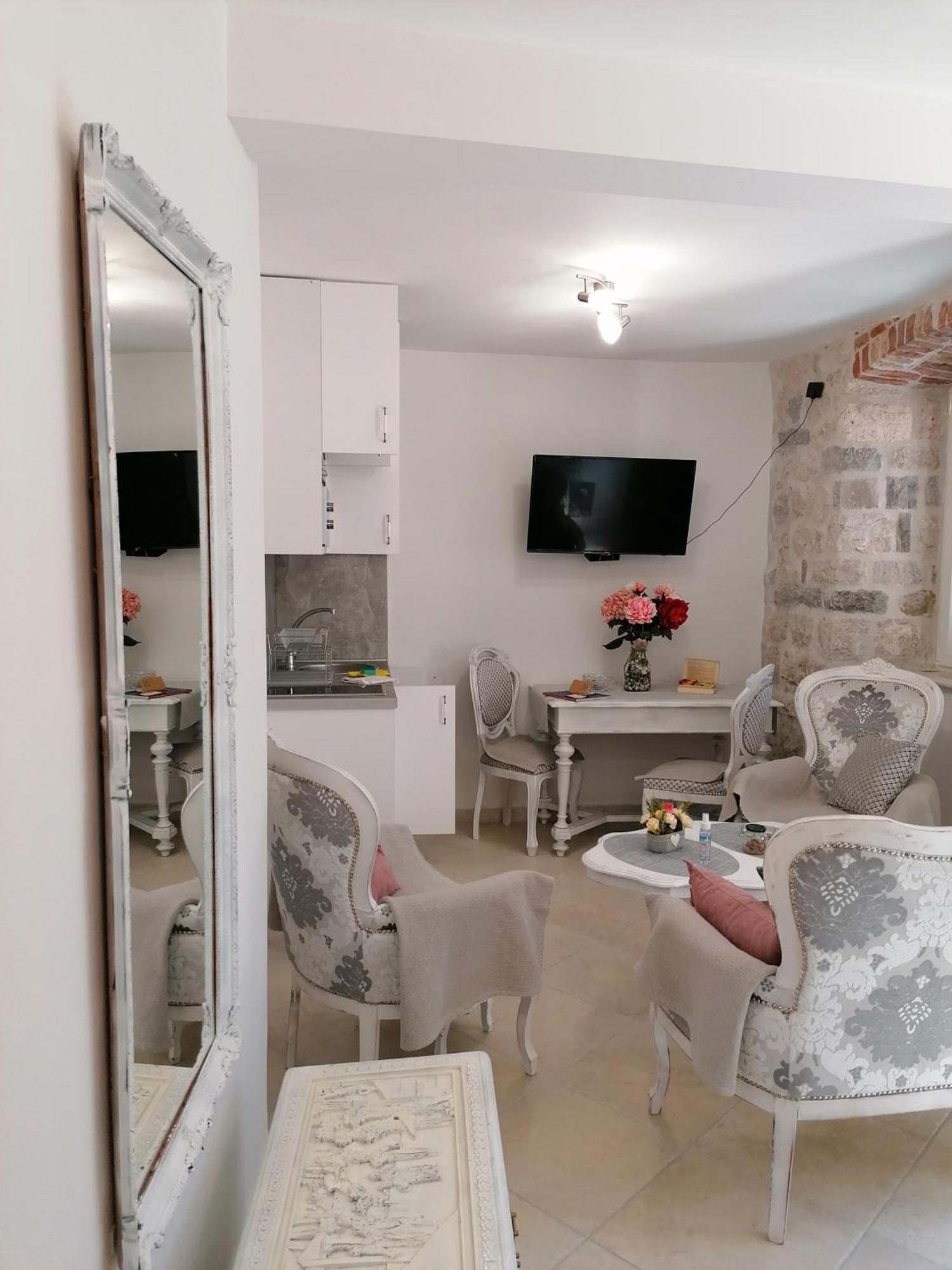New Renovated Old Town Martiva Apartment 科托尔 客房 照片